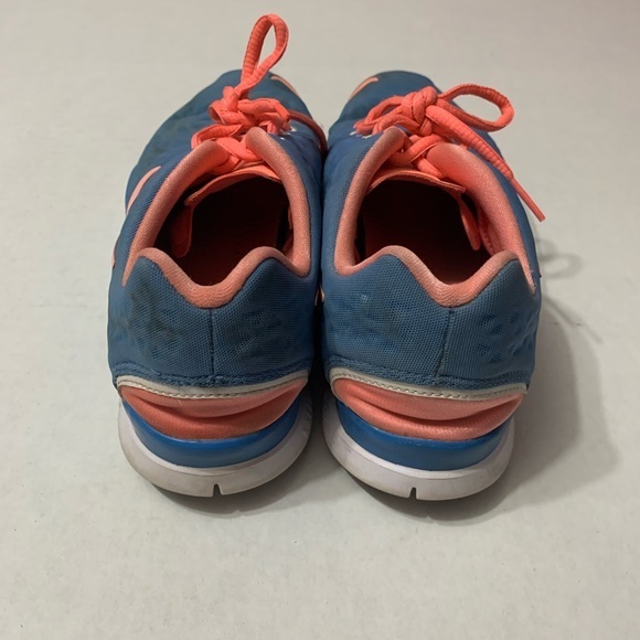 Nike Women's Blue and Coral Free Tr Fit 3, Women’s Size 8 - Picture 3 of 5